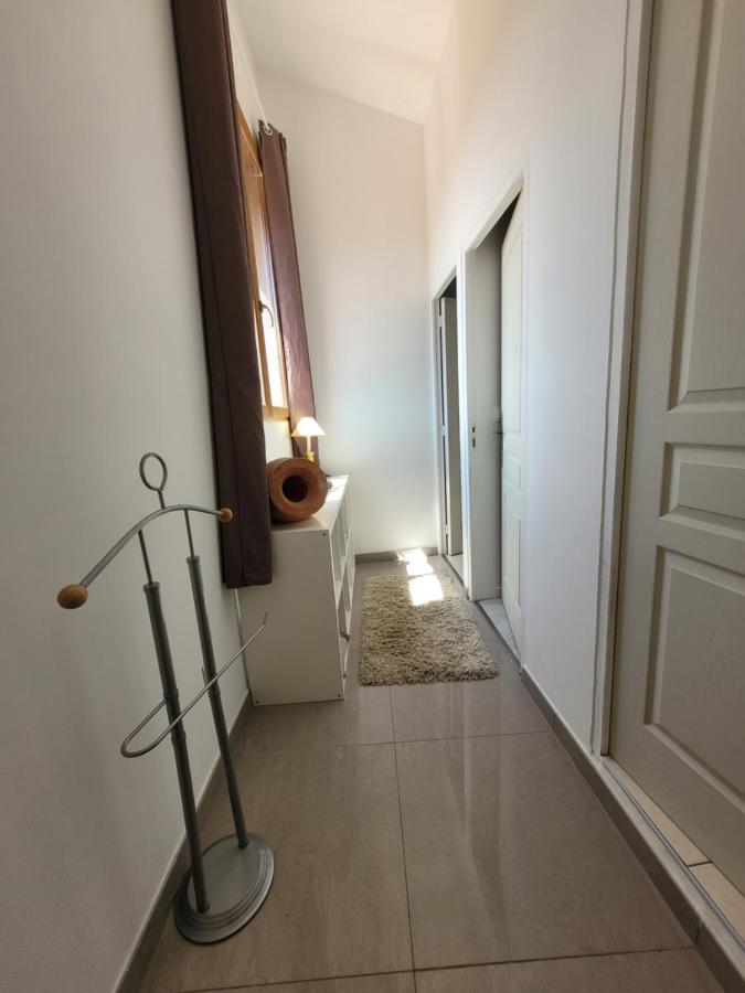 Charmant Duplex Au Coeur Du Village Cotignac Exteriör bild