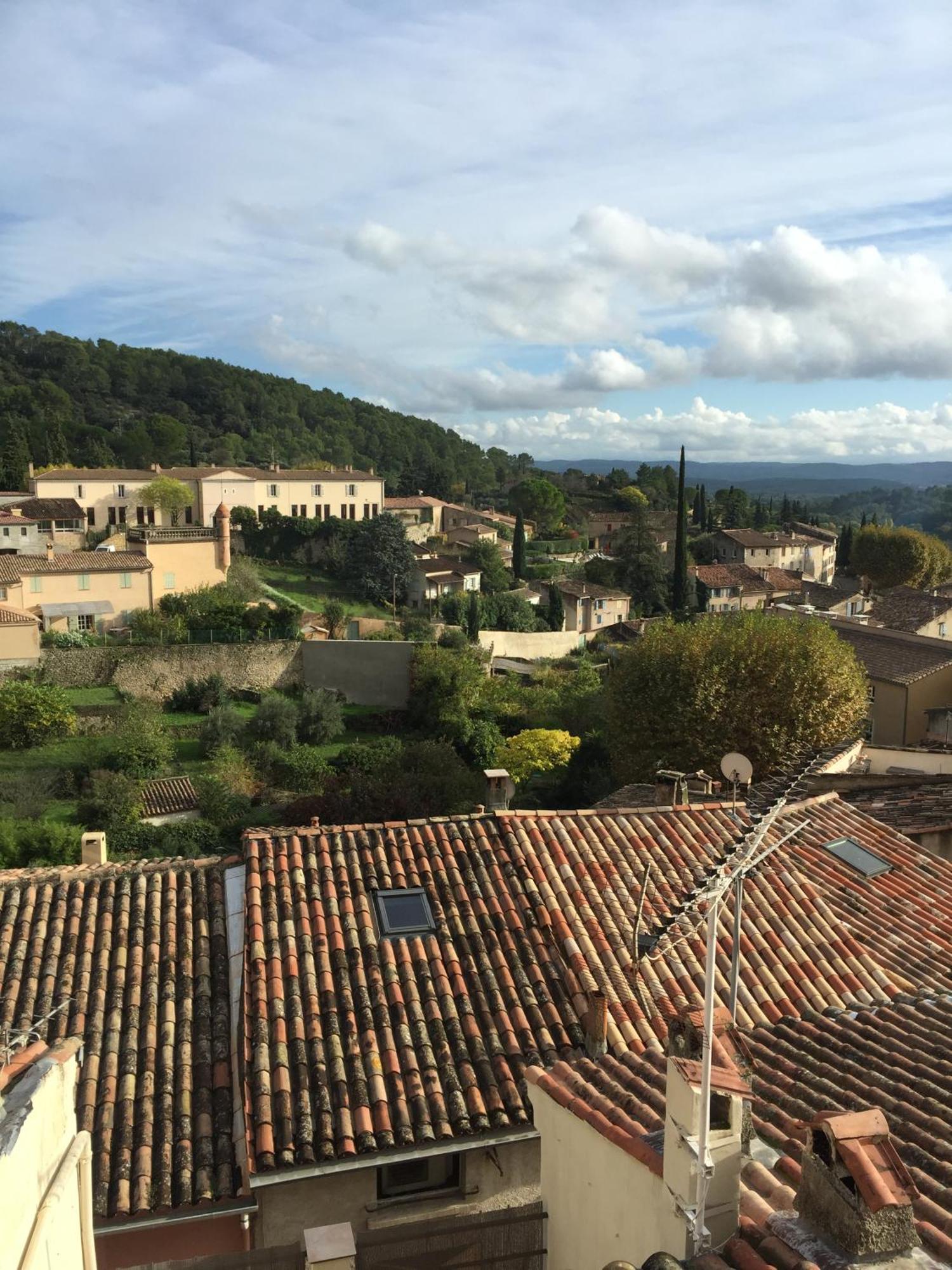 Charmant Duplex Au Coeur Du Village Cotignac Exteriör bild